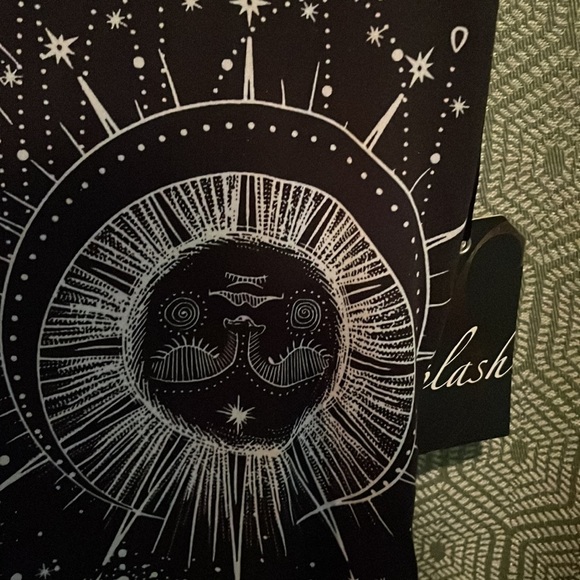 Splash cute and cropped Baby Tee sun and stars black top NWT - Picture 5 of 10